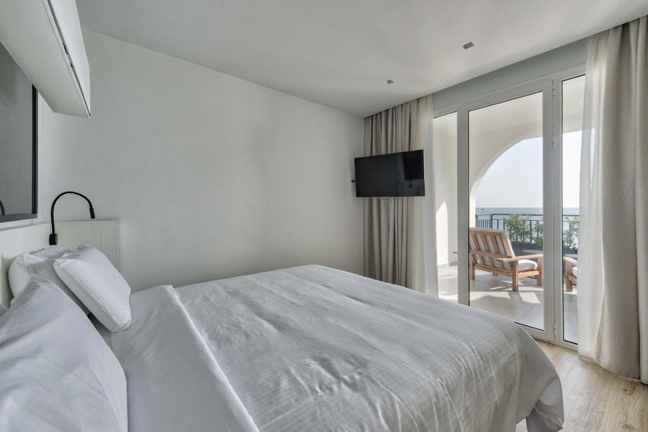 Bitzaro Hotel 4*